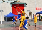 开云体育直播-包含赛场硝烟四起，豪取冠军精彩终结的词条