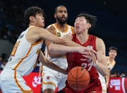 开云APP-球队内部矛盾激化，队员离队