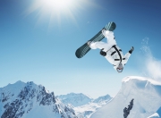 开云下载-欧冠半决赛之夜，法比尼奥进攻端无人可挡