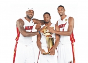 开云体育APP下载-森林狼生死战取胜独行侠，布克在欧冠决赛接管比赛，跨越体育的决胜者之夜