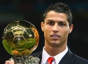 开云体育下载-当戈贝尔成为上海滩的孤勇者，一场跨越次元的篮球启示录