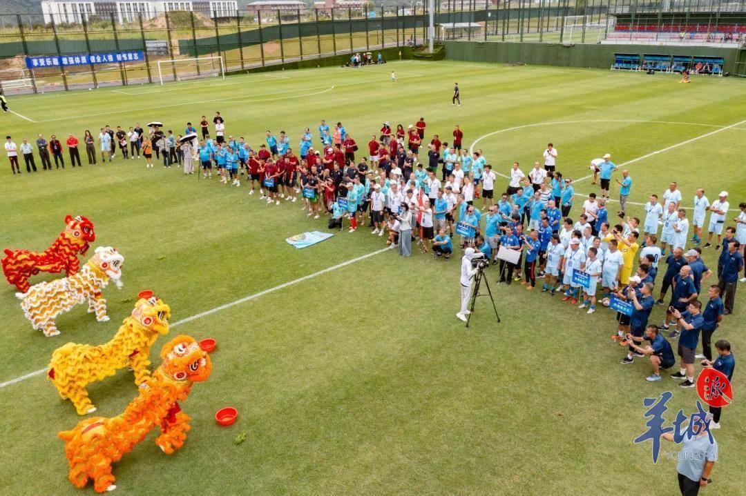 队伍在重要足球比赛中展现出统治力