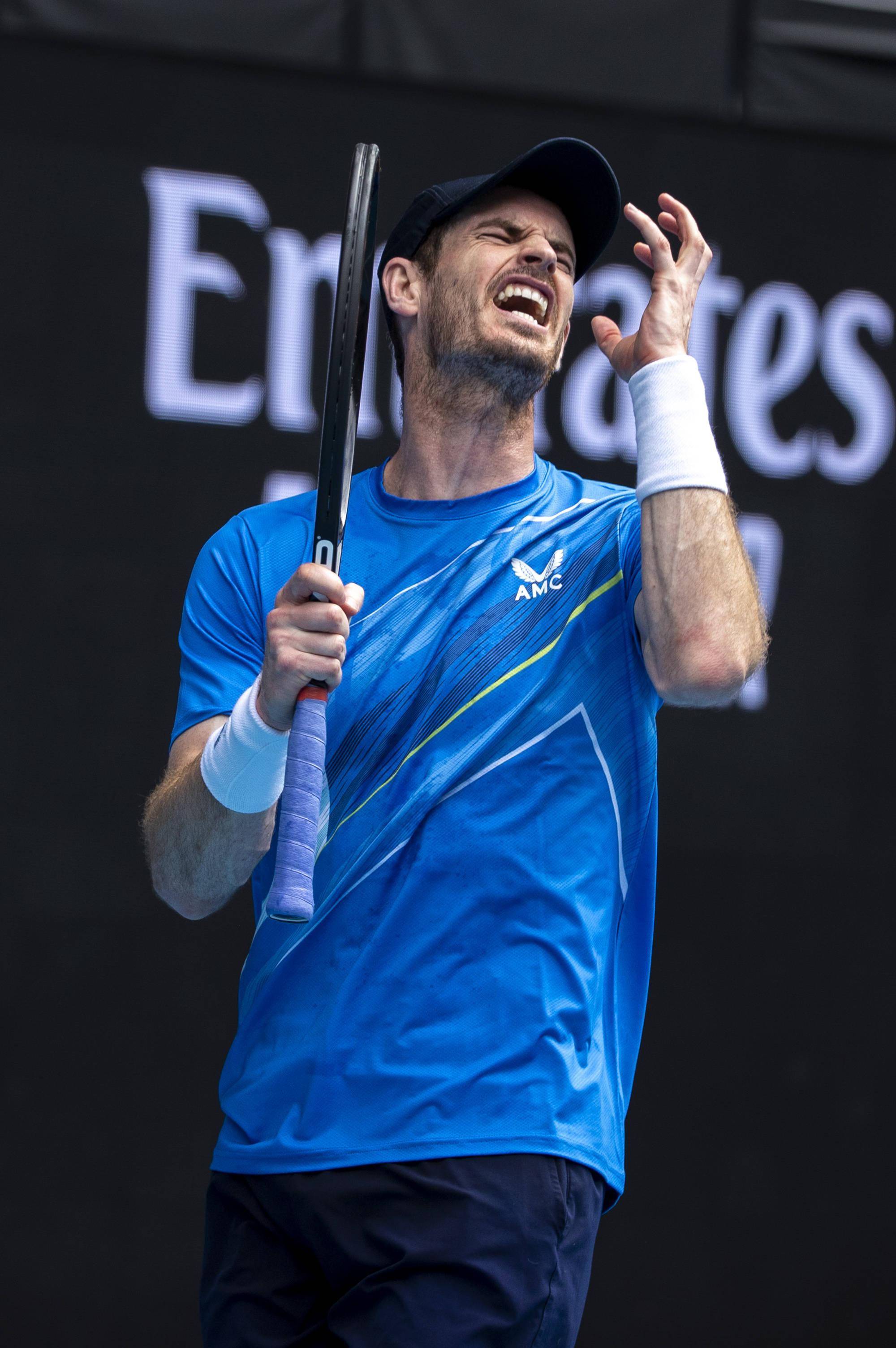 意大利网球队逆转世界网球队，穆雷爆发神勇的简单介绍