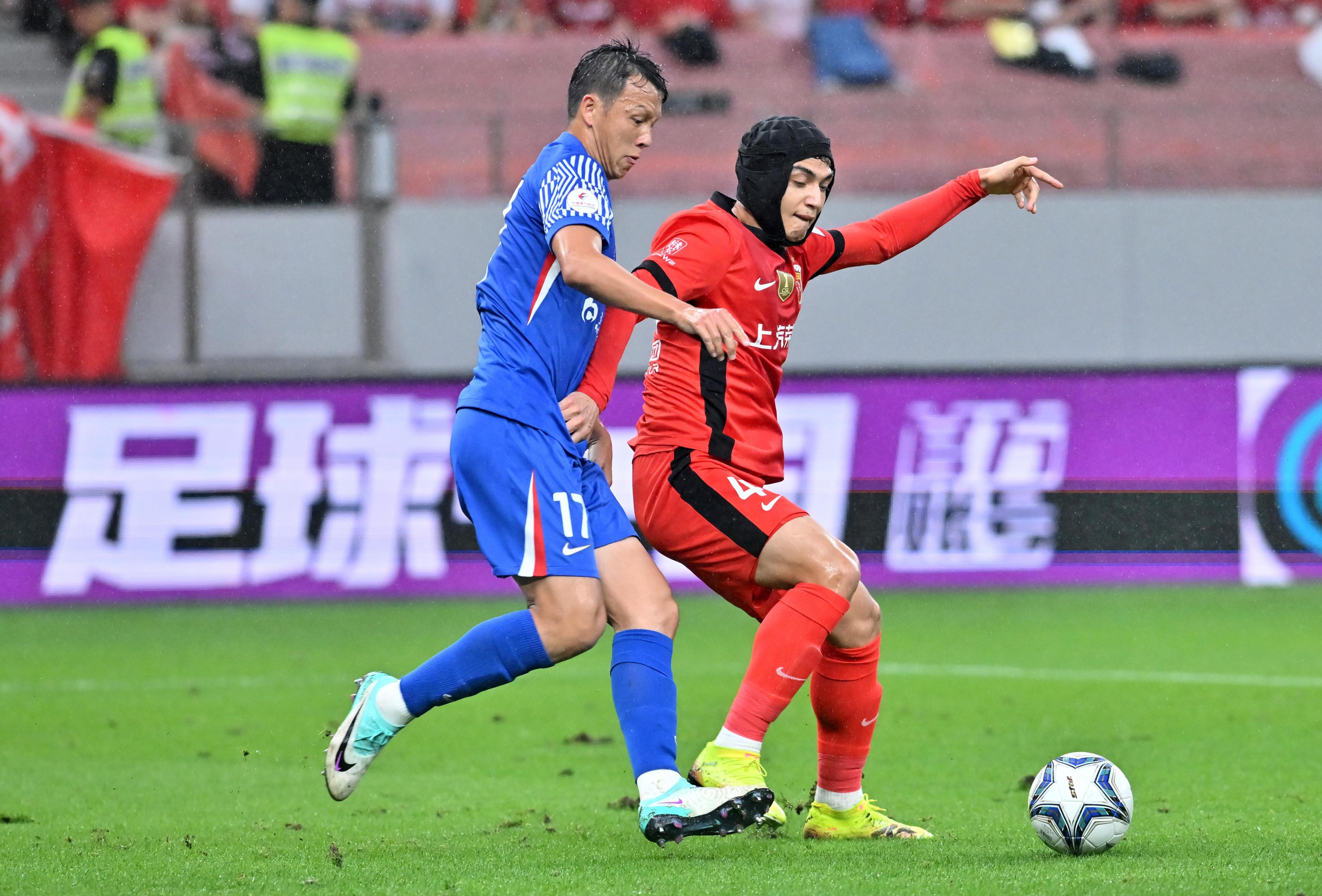 逆境崛起，球队绝杀夺取三分