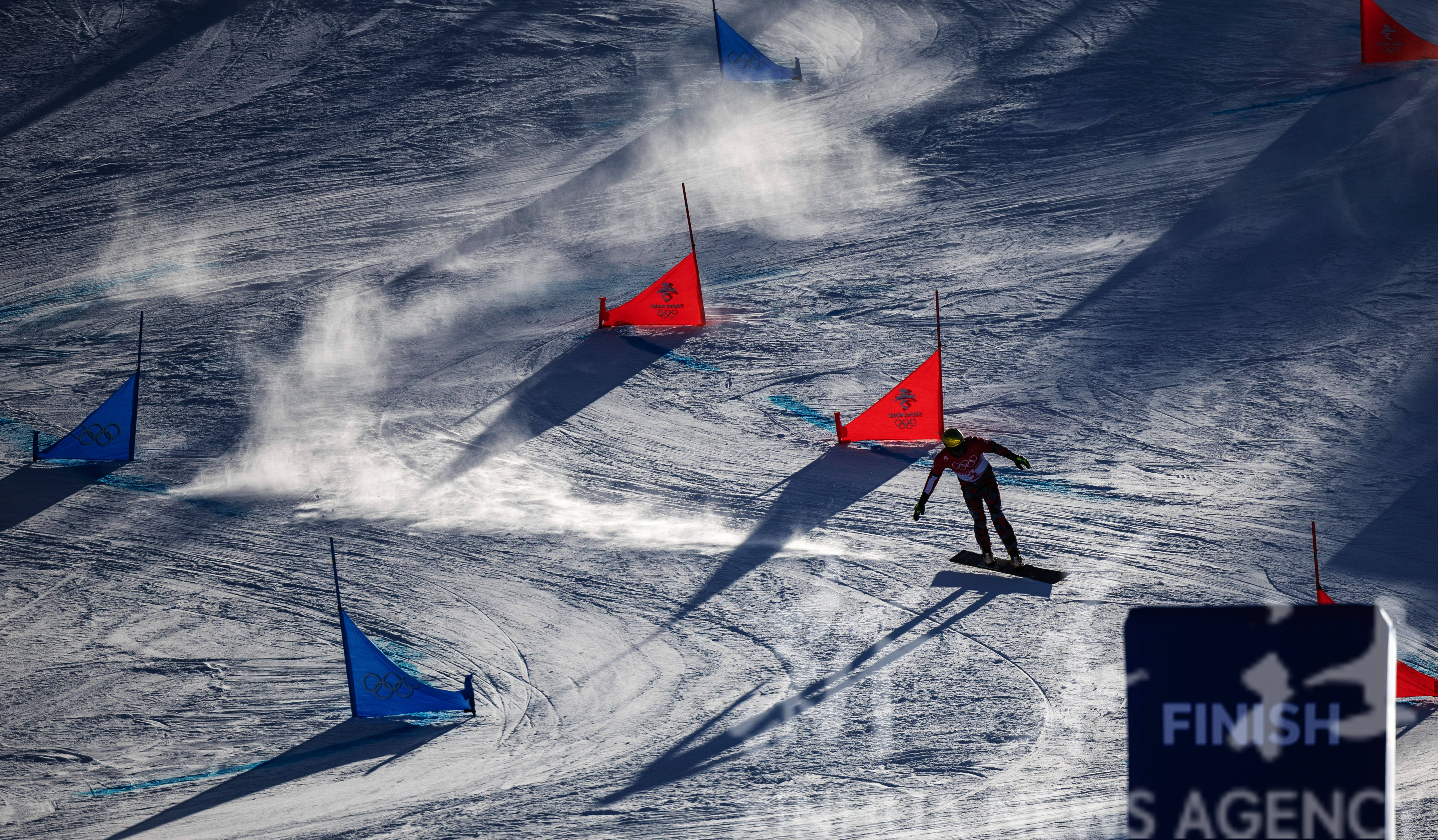 奥地利选手在滑雪比赛中取得佳绩