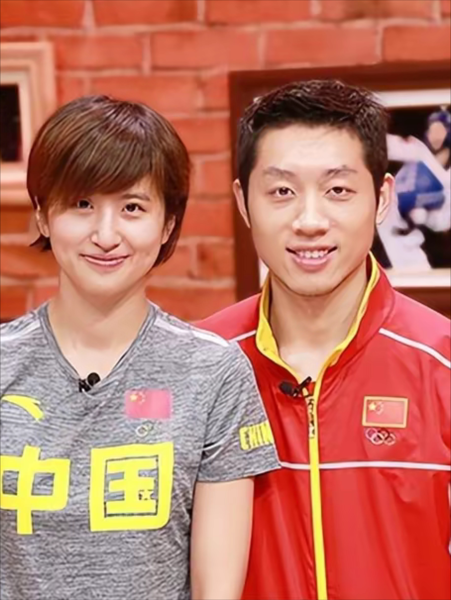 关于中国乒乓球队力克波兰乒乓球队，许昕制霸全场的信息