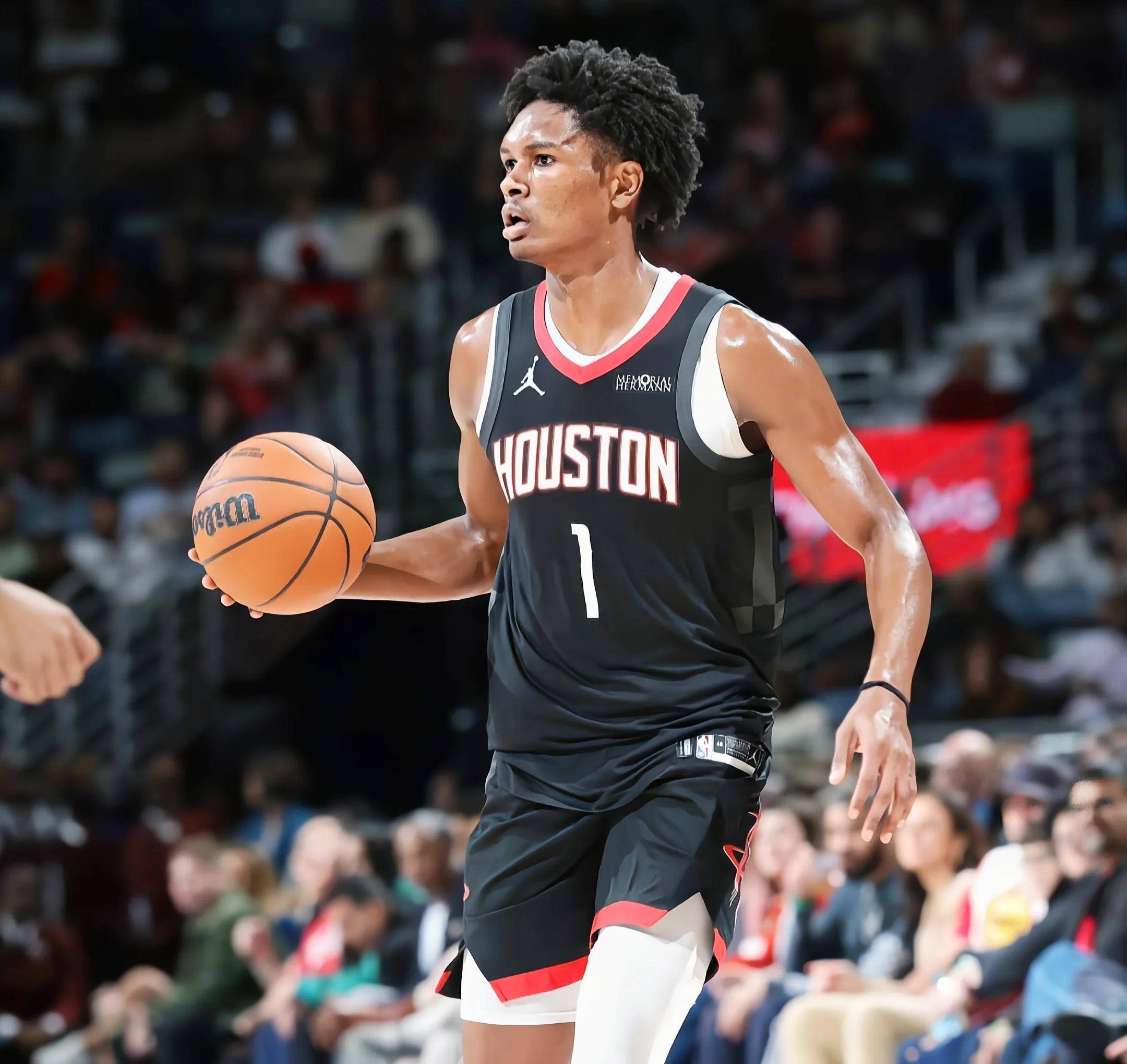 关于凯尔特人绝杀中国男篮，伦纳德完成帽子戏法的信息