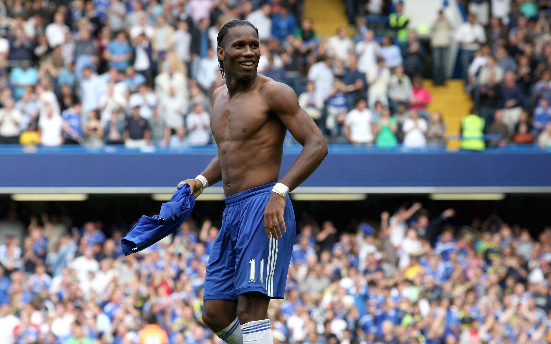 巴西生死战取胜几内亚,罗德里成为关键先生