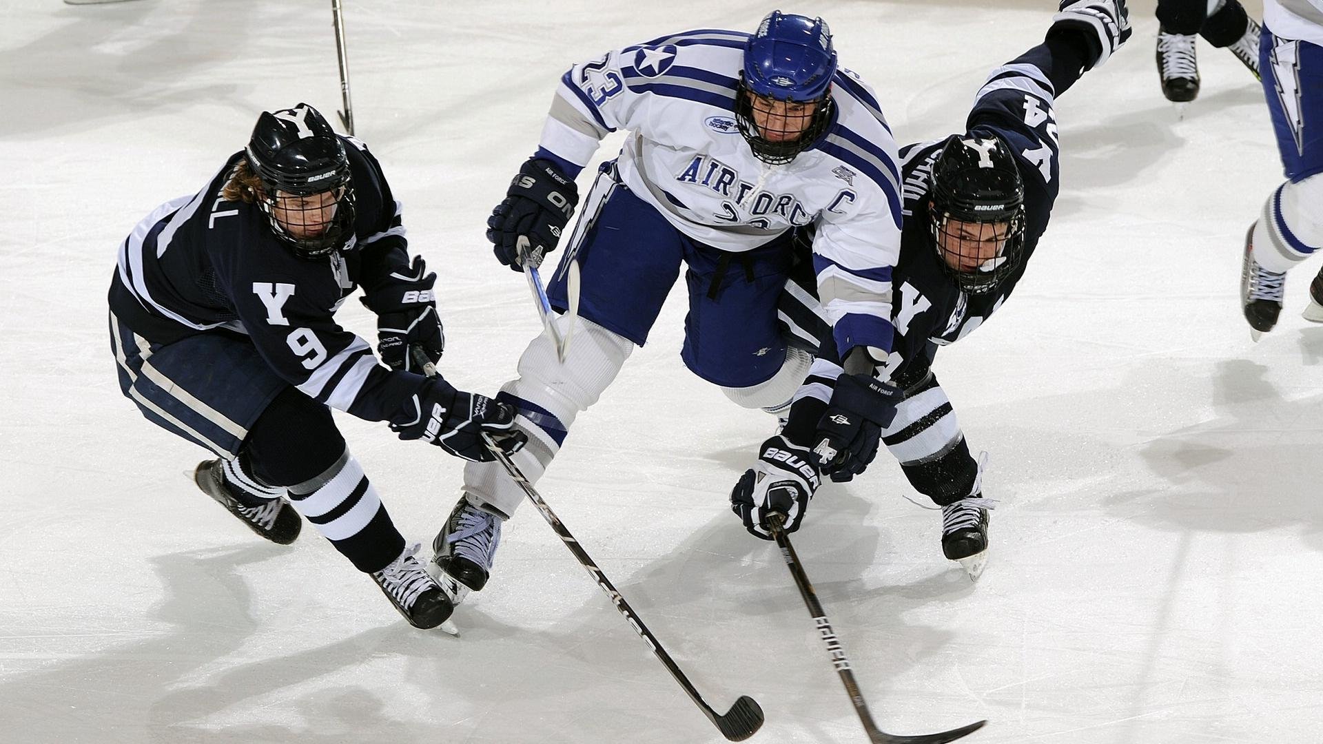 街道赛之夜，金玟哉的关键回合，冷静铸就胜利
